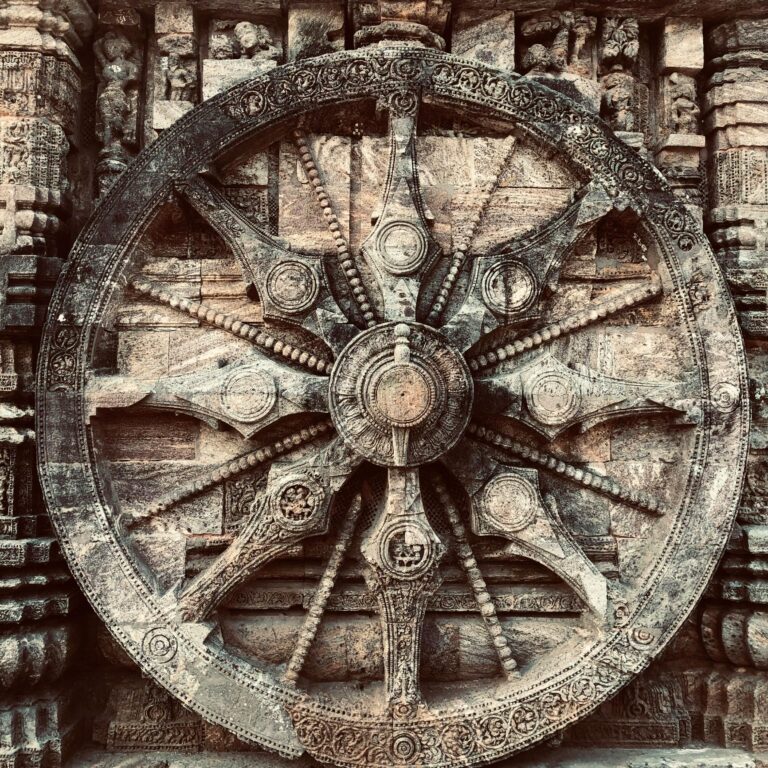 The Sun Temple Wheel and Time Calculation